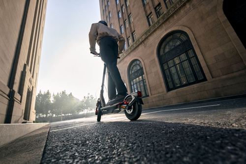 JFF3PROESEGW-API_IMAGE_104687542