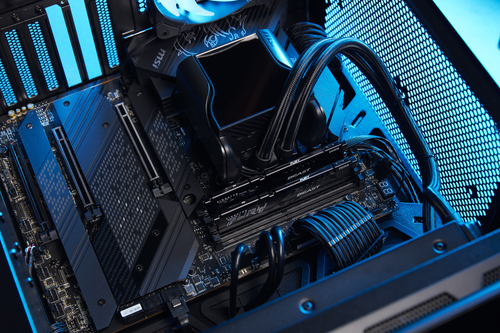 MEM16GBDDR55200KING-API_IMAGE_84048564